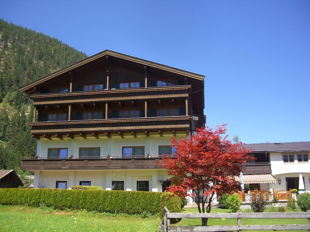 Salzburgerhof Jugend- Und Familienhotel لوفر المظهر الخارجي الصورة